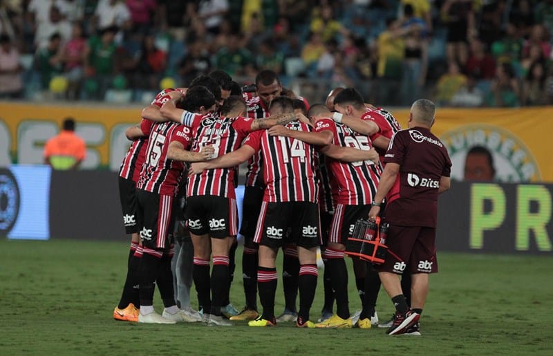 São Paulo tem jogo do ano contra o Atlético-GO