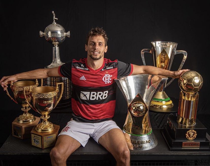jogador multi campeão pelo Flamengo não joga mais em 2022