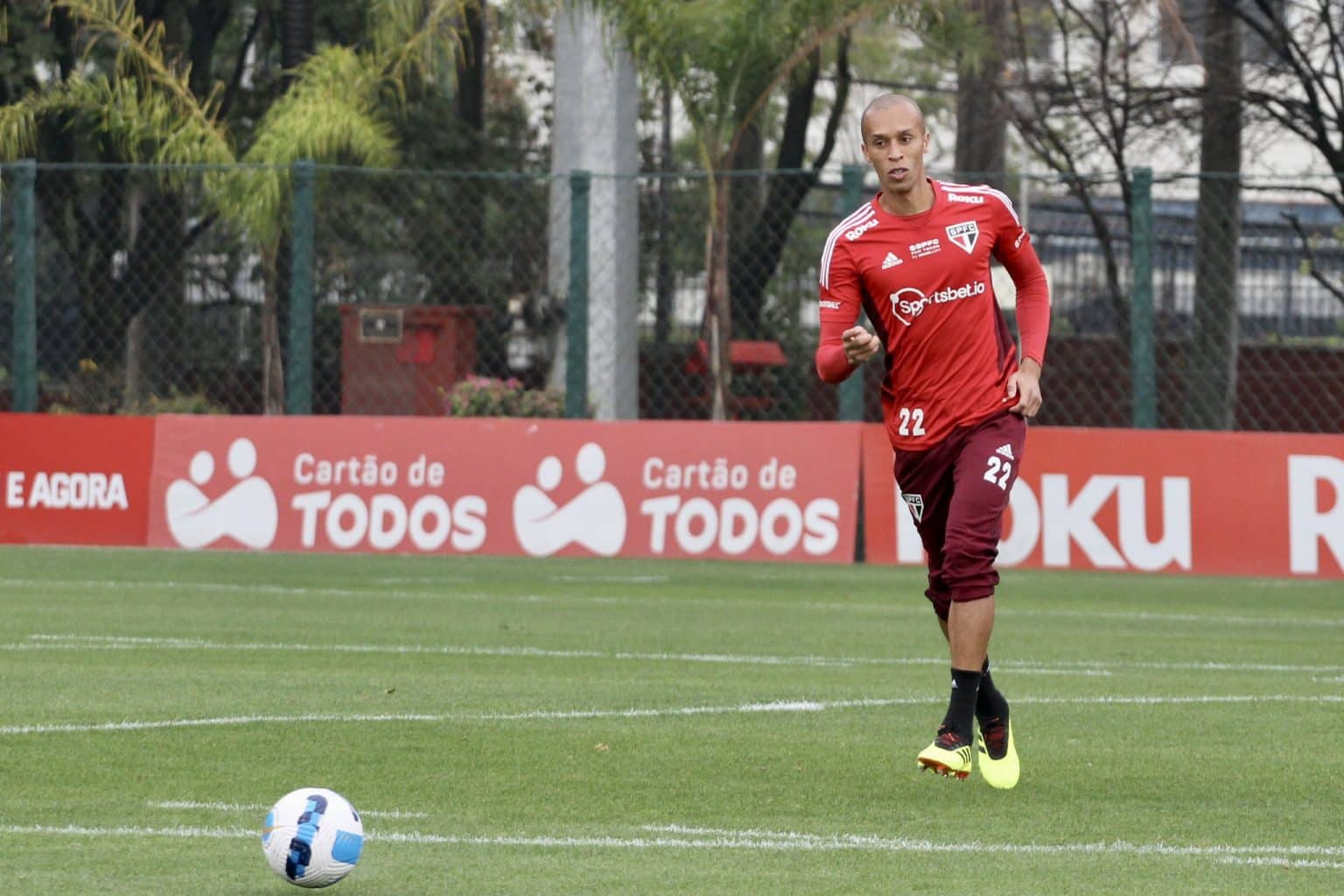 S&atilde;o Paulo ganha refor&ccedil;o para jogo contra Atl&eacute;tico-GO; Confira prov&aacute;vel escala&ccedil;&atilde;o