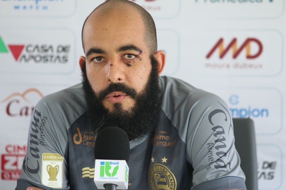 Cirurgia de Danilo Fernandes &eacute; bem sucedida e goleiro vai iniciar fisioterapia