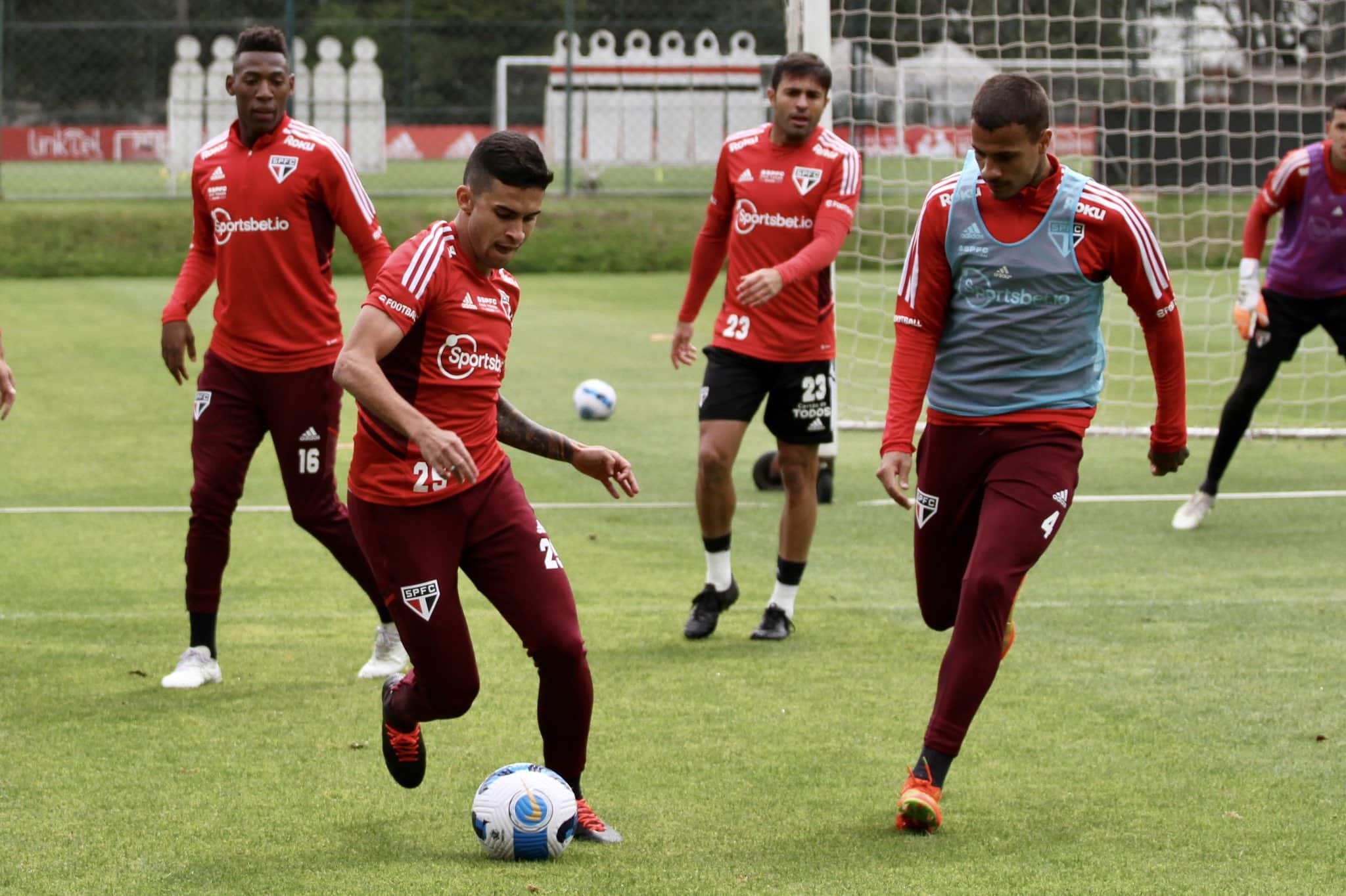S&atilde;o Paulo inicia prepara&ccedil;&atilde;o em busca de classifica&ccedil;&atilde;o hist&oacute;rica