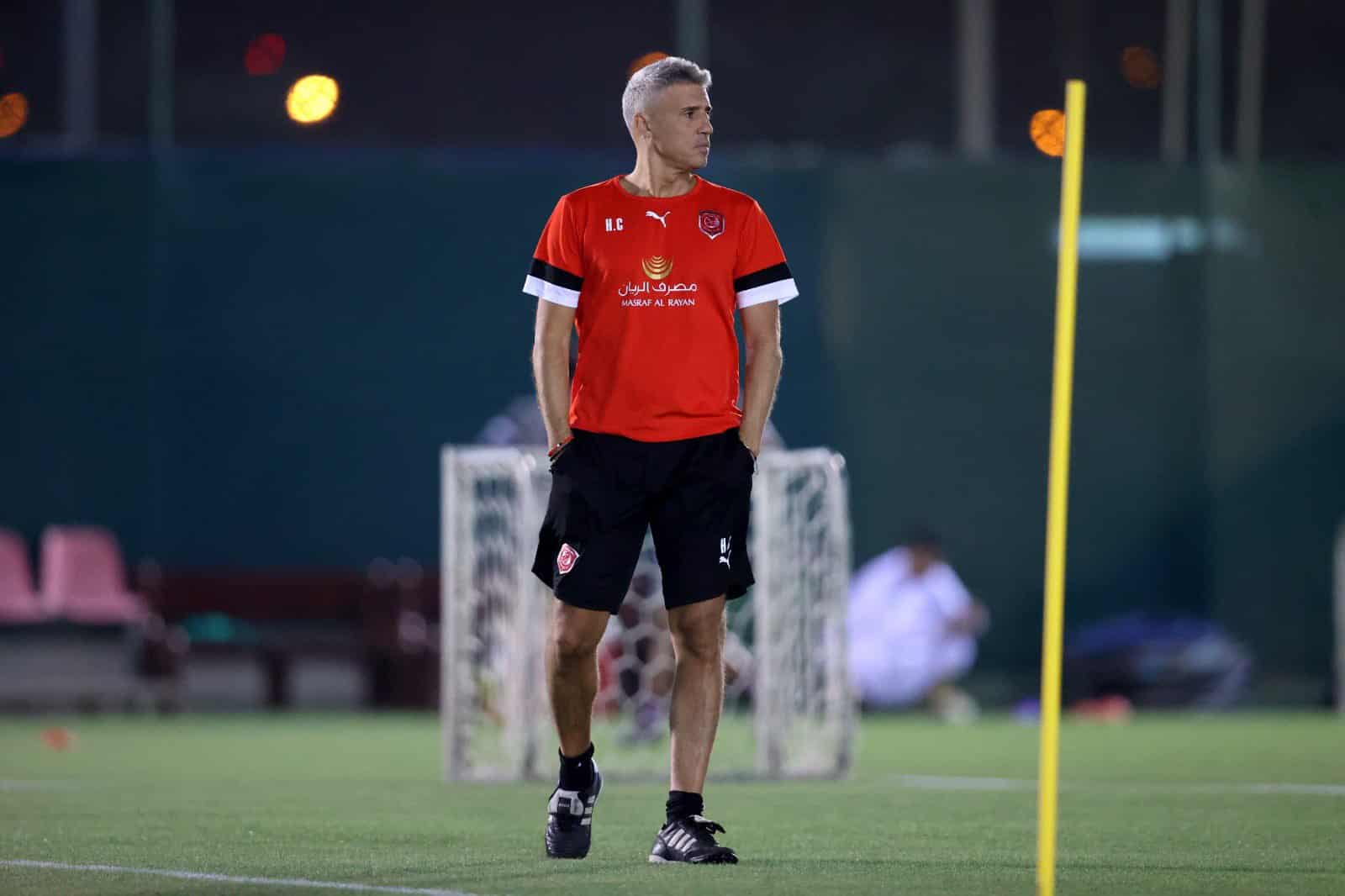 Crespo pede contratação de zagueiro do São Paulo