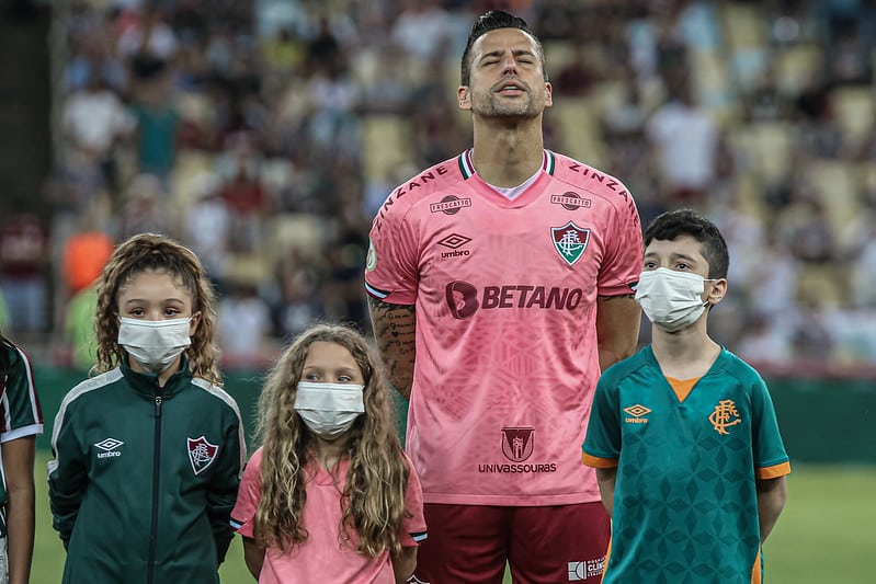 Fábio critica vaias da torcida do Fluminense durante o jogo
