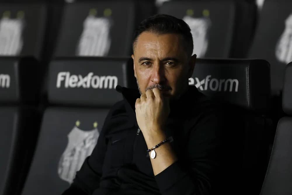 Vítor Pereira revela negociação para renovar