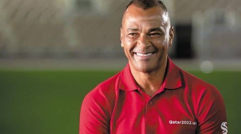 Cafu fala sobre sucess&atilde;o de Tite e favoritos para a Copa do Mundo