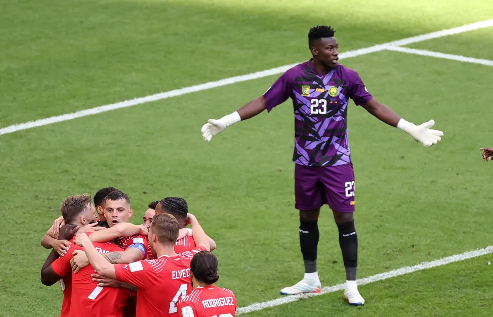 Onana &eacute; afastado da sele&ccedil;&atilde;o camaronesa