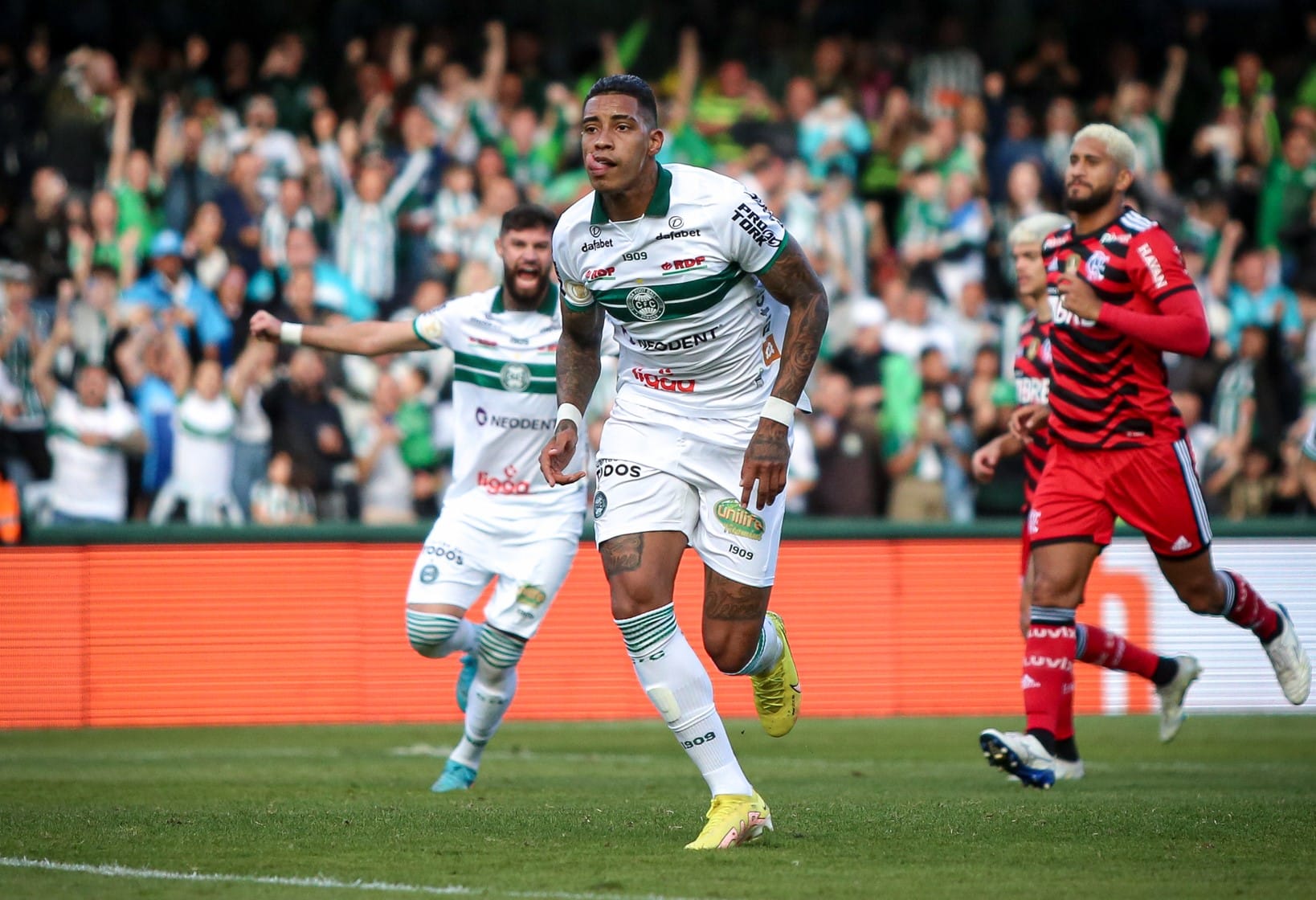 Coritiba x Flamengo como aconteceu &ndash; Resultado, destaques e rea&ccedil;&atilde;o