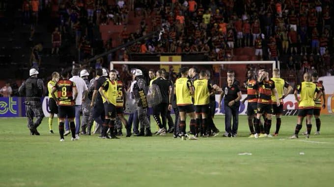 Julgamento por confus&atilde;o em Sport e Vasco &eacute; adiado