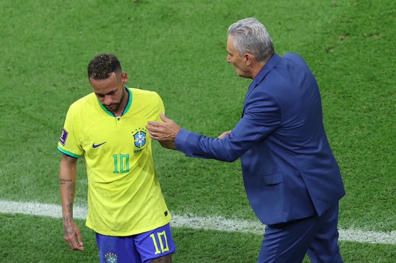 Tite garante que Neymar n&atilde;o ser&aacute; cortado