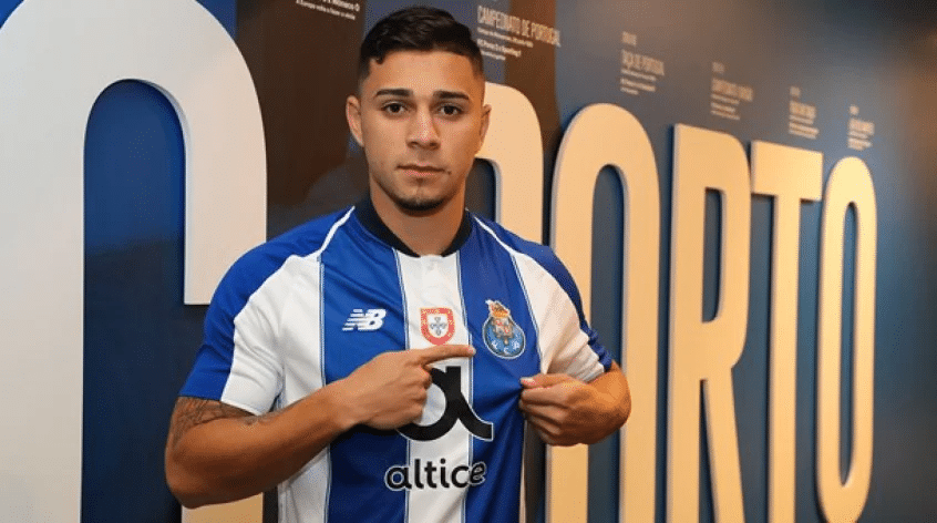 Gr&ecirc;mio analisa a contrata&ccedil;&atilde;o de lateral do Porto