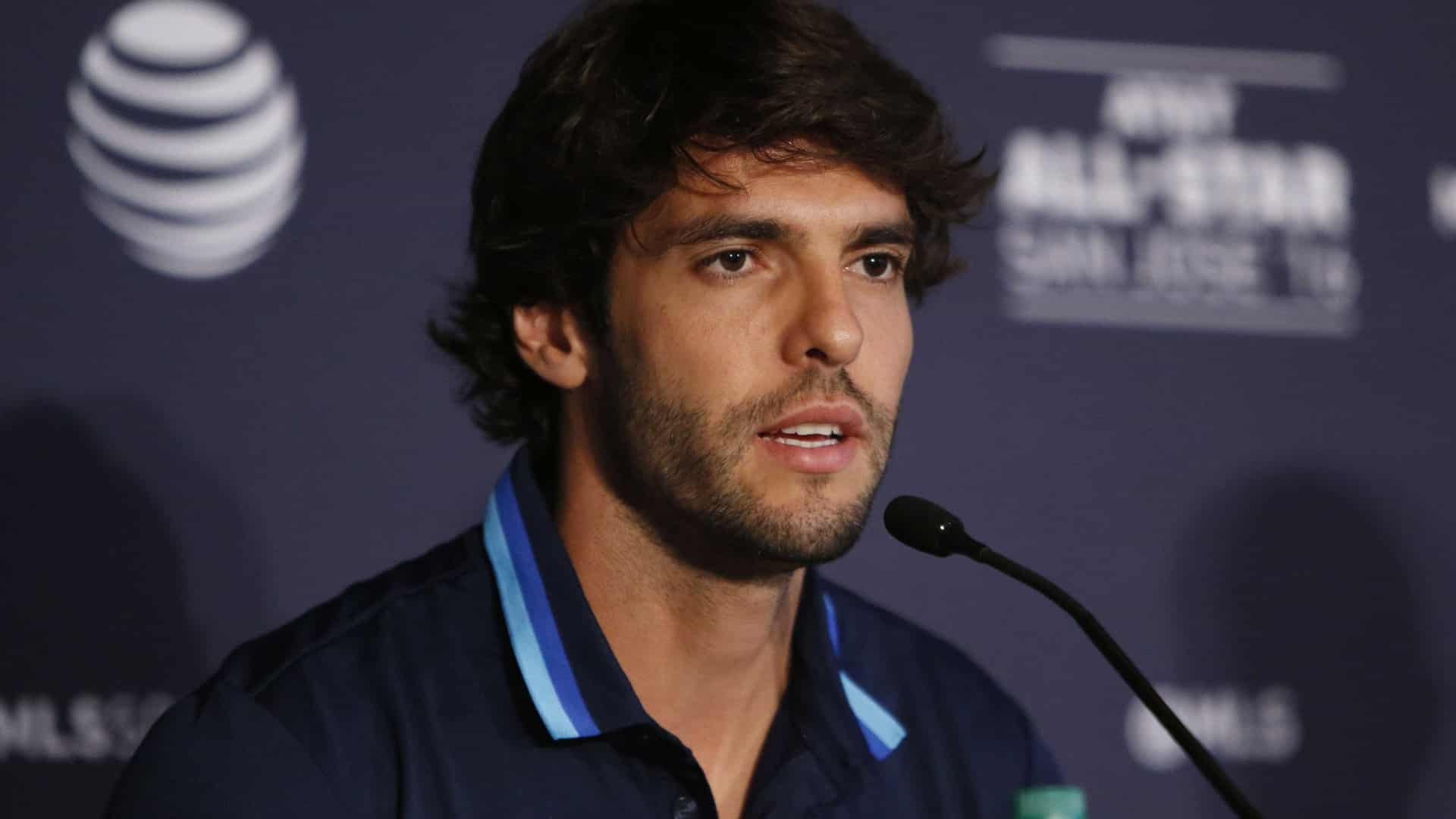 Kak&aacute; entra em pol&ecirc;mica com torcedores brasileiros: &ldquo;N&atilde;o torcem para a Sele&ccedil;&atilde;o&rdquo;