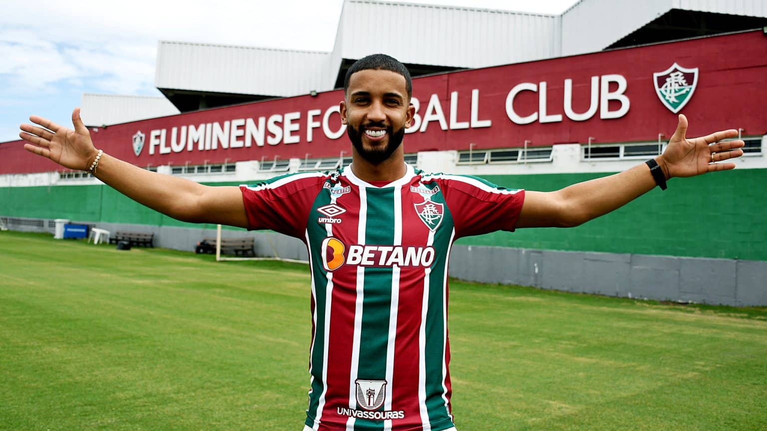 Fluminense anuncia contrata&ccedil;&atilde;o de Jorge, ex-Palmeiras