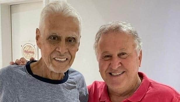 Zico fala sobre morte de Roberto Dinamite: “um dia muito triste para o futebol”