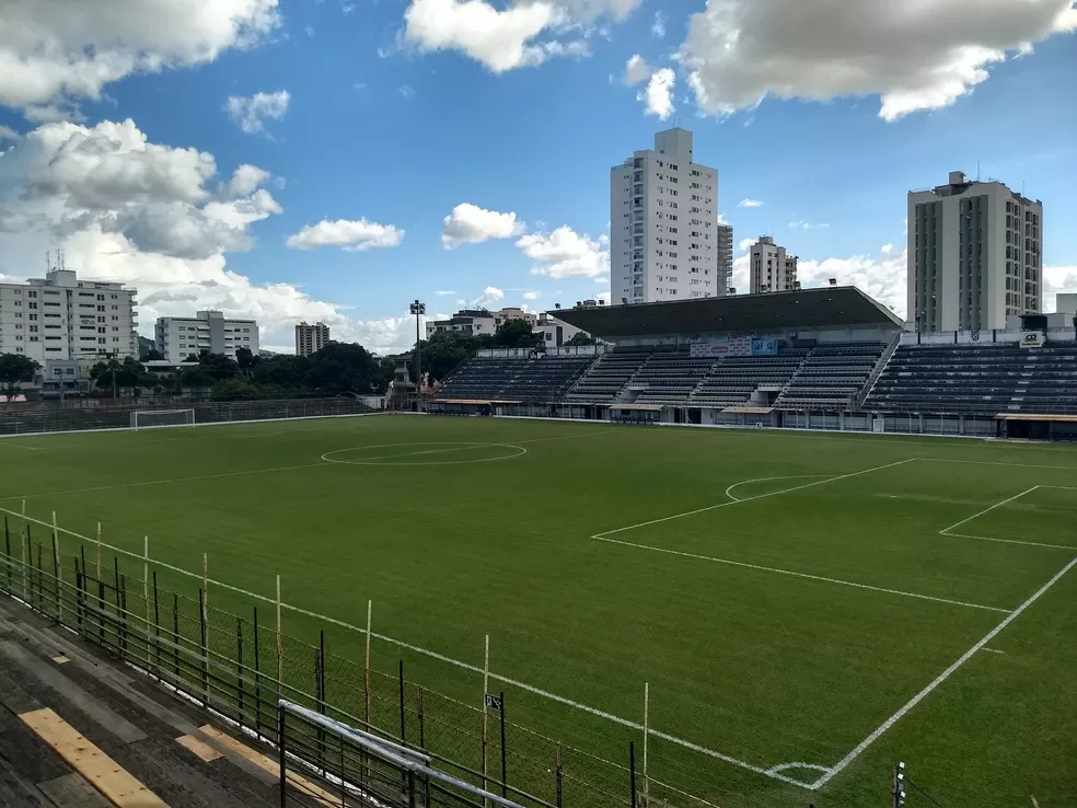 Democrata-GV x Athletic ao vivo e online: onde assistir, horário e escalação no Mineiro 2023