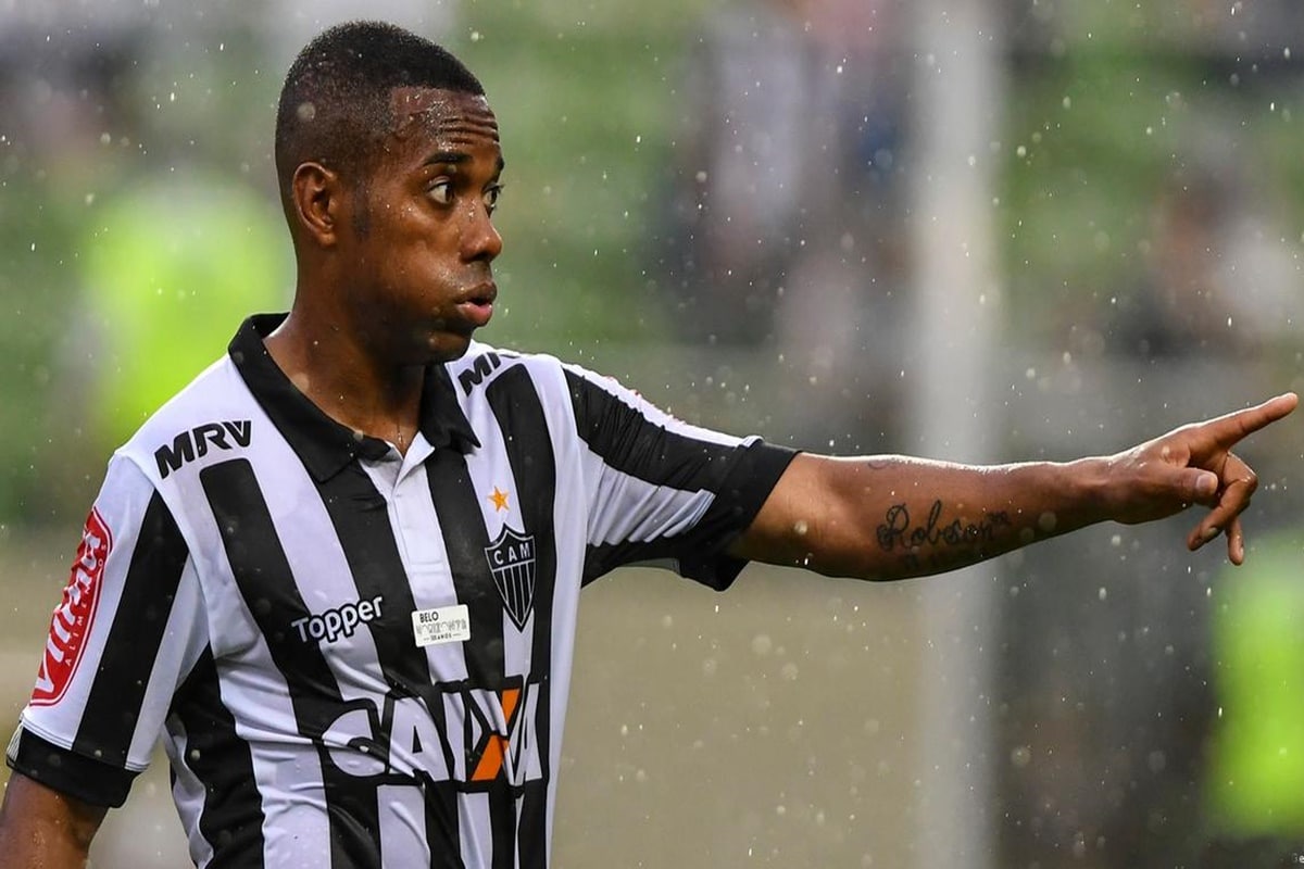 Advogada diz que as chances de Robinho ser preso no Brasil s&atilde;o pequenas