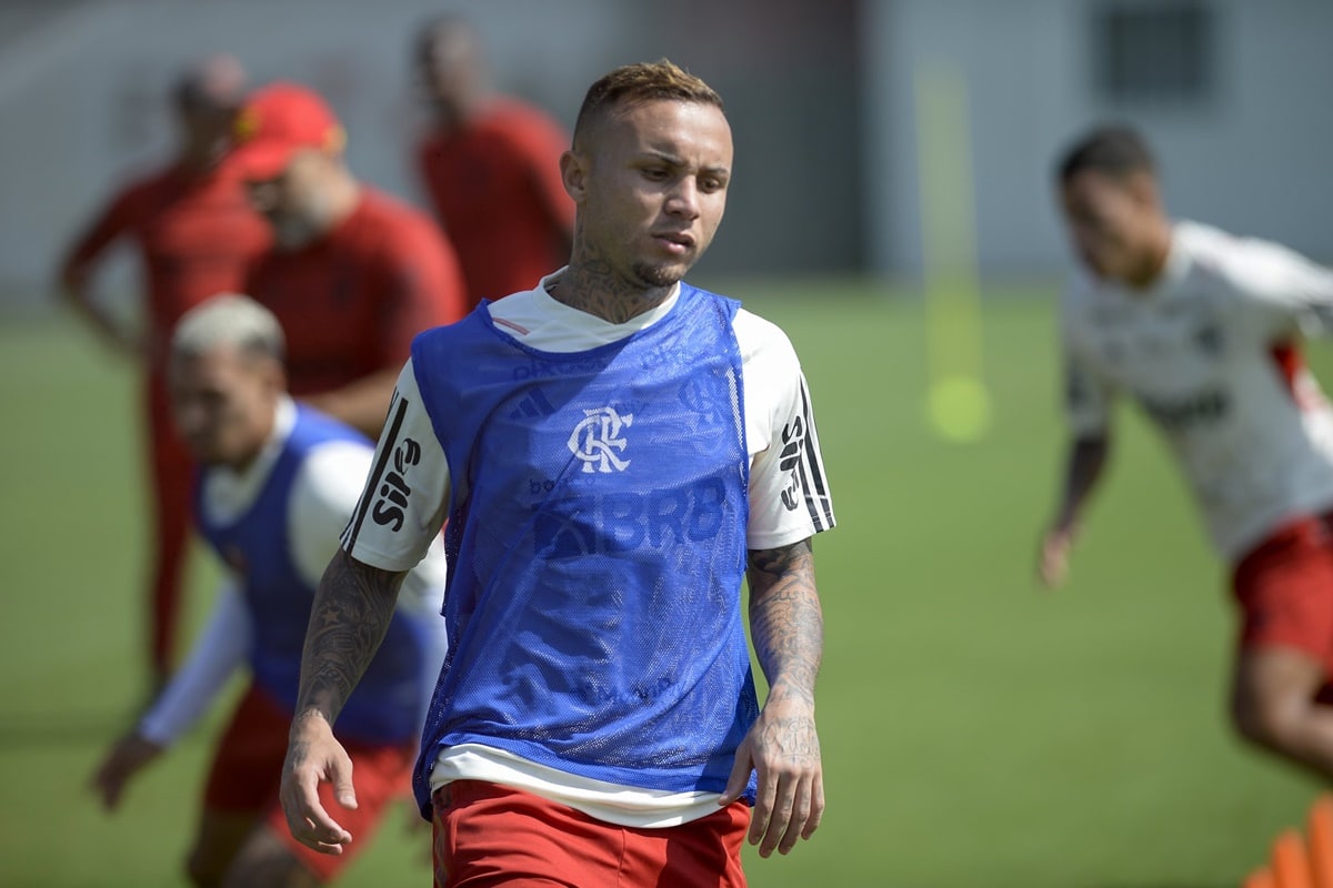 Como o Flamengo chega ao primeiro cl&aacute;ssico do ano