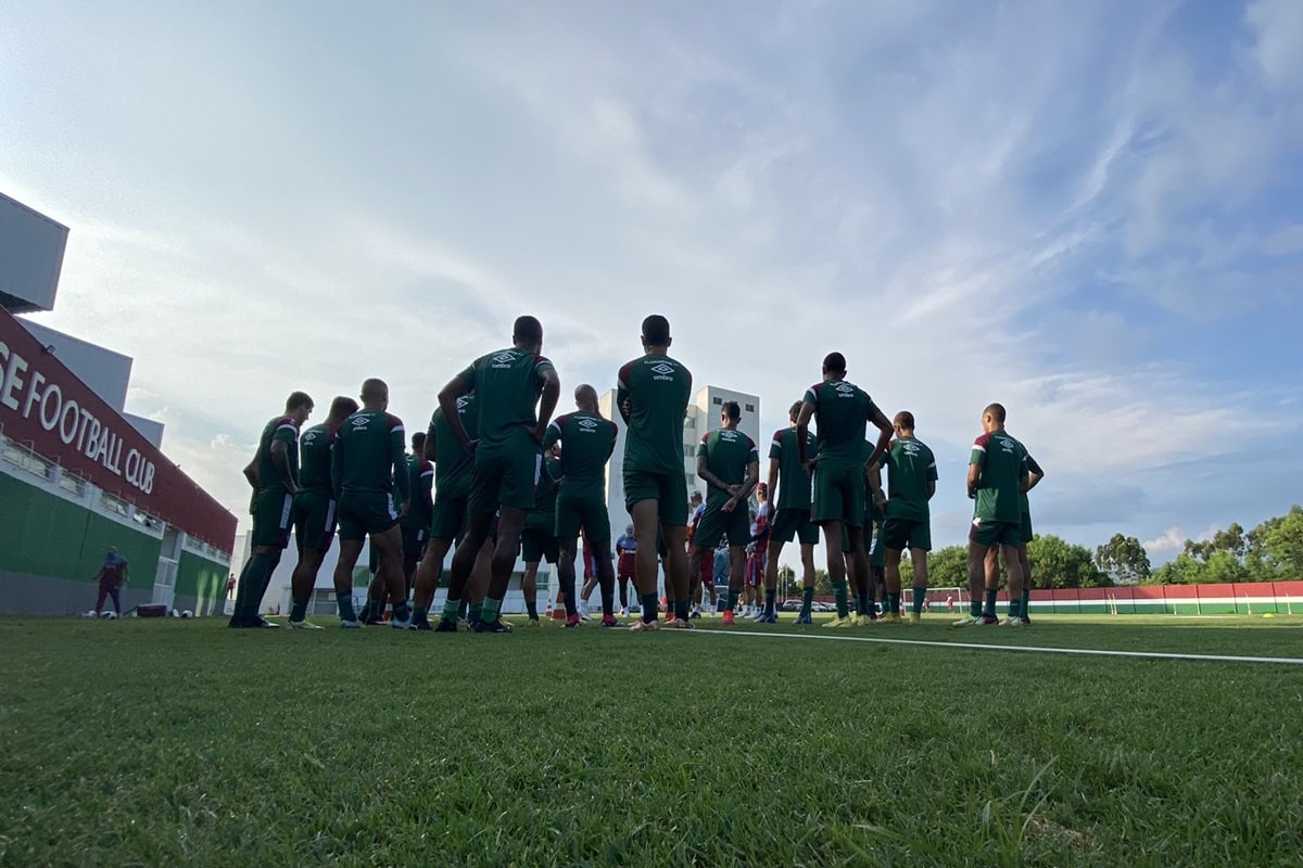 Fluminense tenta refor&ccedil;ar ainda mais o seu elenco