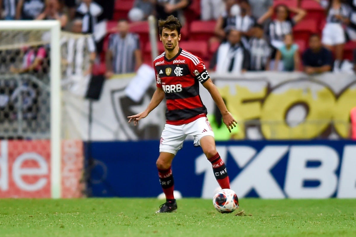 Rodrigo Caio acredita no rev&eacute;s do Flamengo