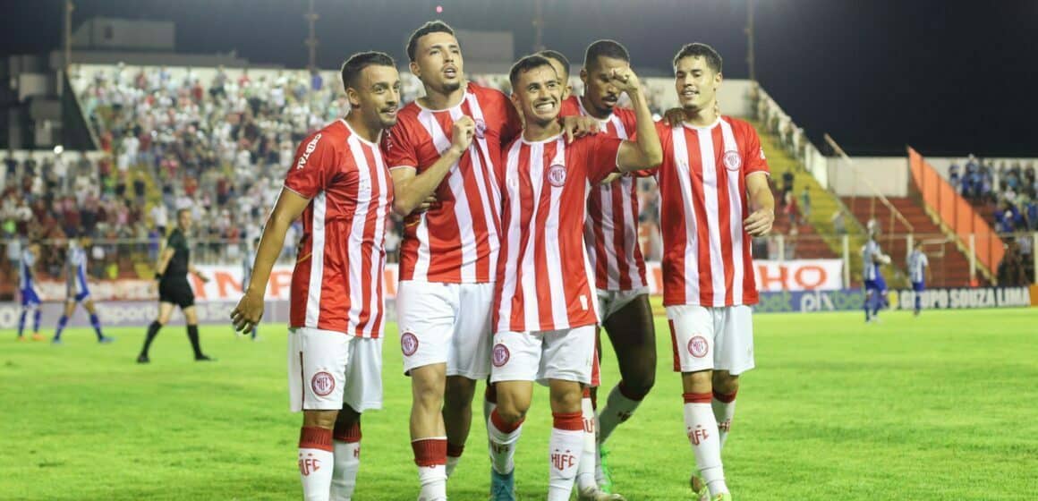 Atlético Catarinense x Hercílio Luz ao vivo e online: onde assistir, horário e escalação no Campeonato Catarinense 2023