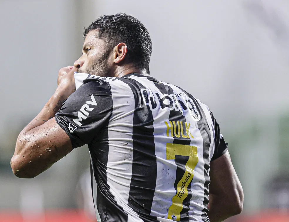 Com gol na Libertadores, Hulk se aproxima de novo recorde no futebol