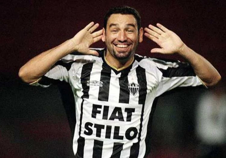 Guilherme com a camisa do Galo. Imagem: reprodu&ccedil;&atilde;o