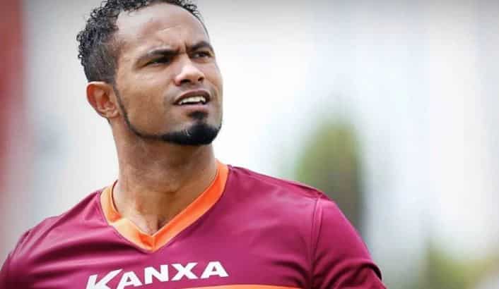 Goleiro Bruno &eacute; contratado, mas barrado de participar de competi&ccedil;&atilde;o