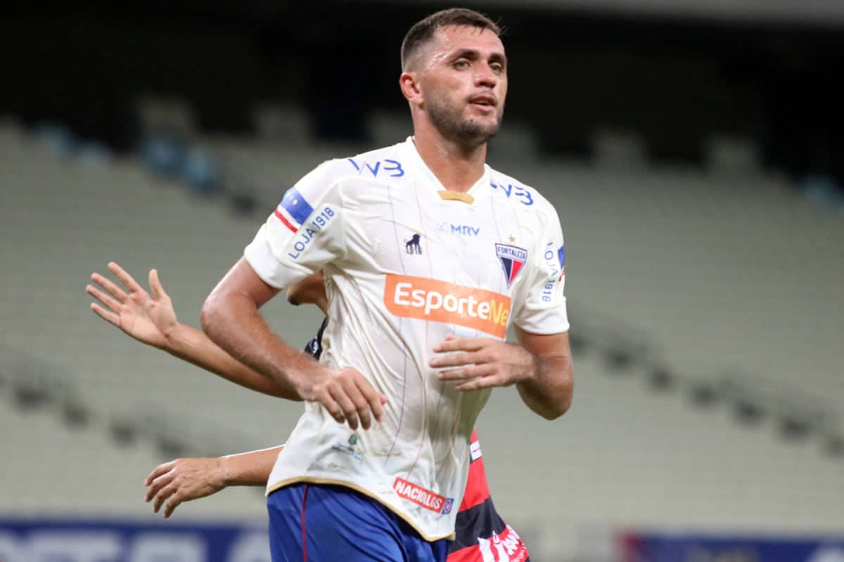 Edson Cari&uacute;s jogar&aacute; no Paraguai