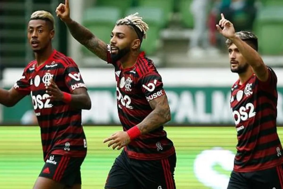 Flamengo quer renovar com jogador multi-campe&atilde;o
