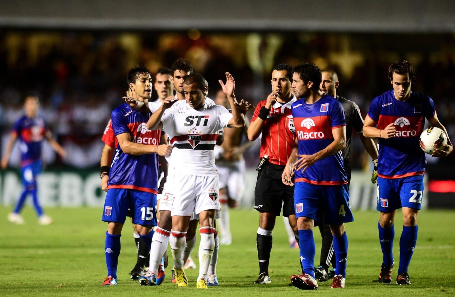 S&atilde;o Paulo reencontra Tigre na Sul-Americana 11 anos ap&oacute;s final que &lsquo;n&atilde;o acabou&rsquo;