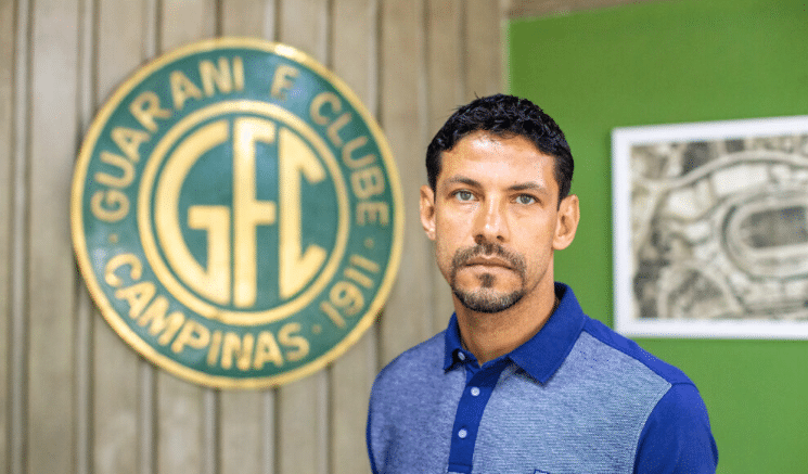 OFICIAL! Após saída de Moisés Moura, Guarani acerta com novo treinador