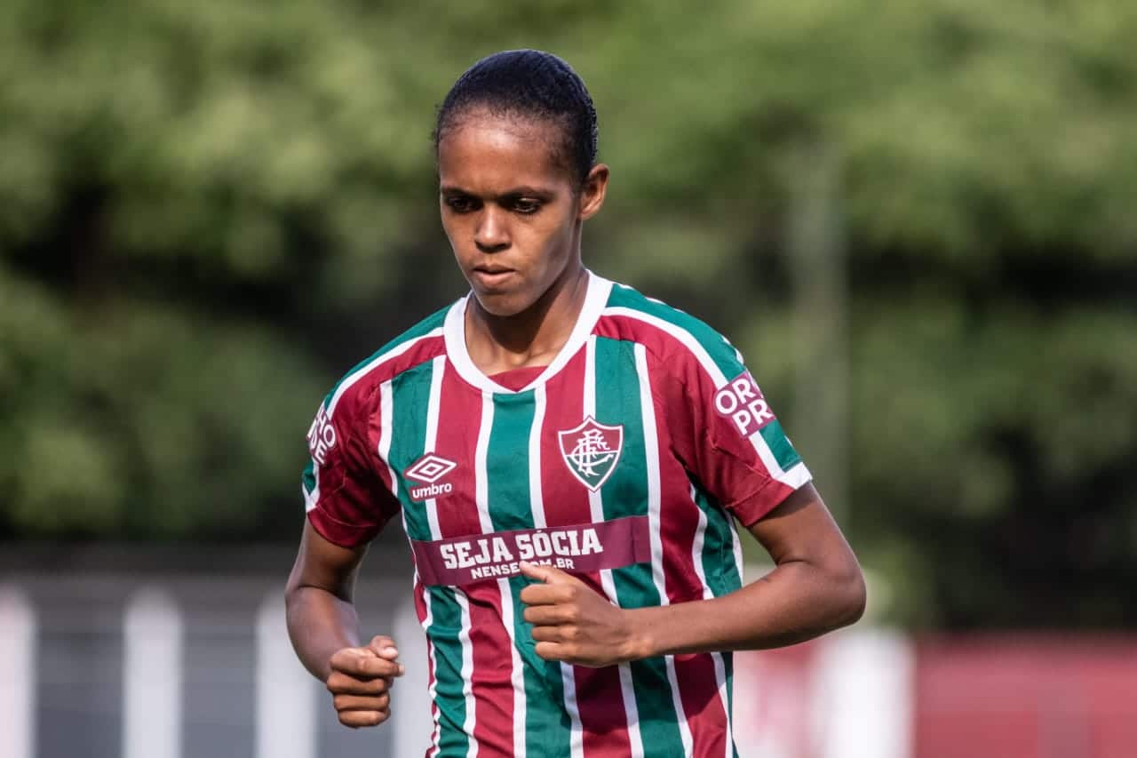 Meia do Fluminense revela ansiedade para a estreia do Brasileir&atilde;o Feminino sub-20