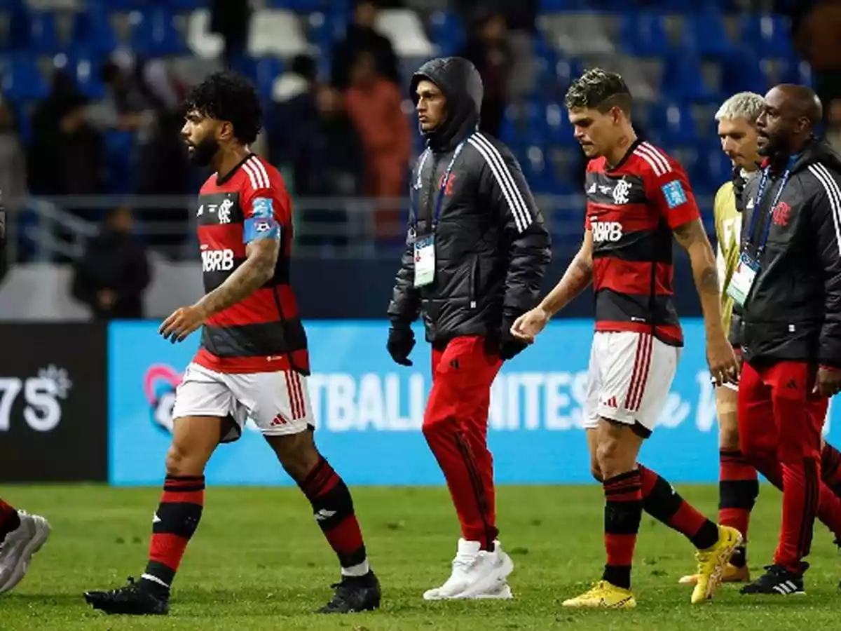 Jogadores lamentam derrota na semifinal (imagem: reprodu&ccedil;&atilde;o)