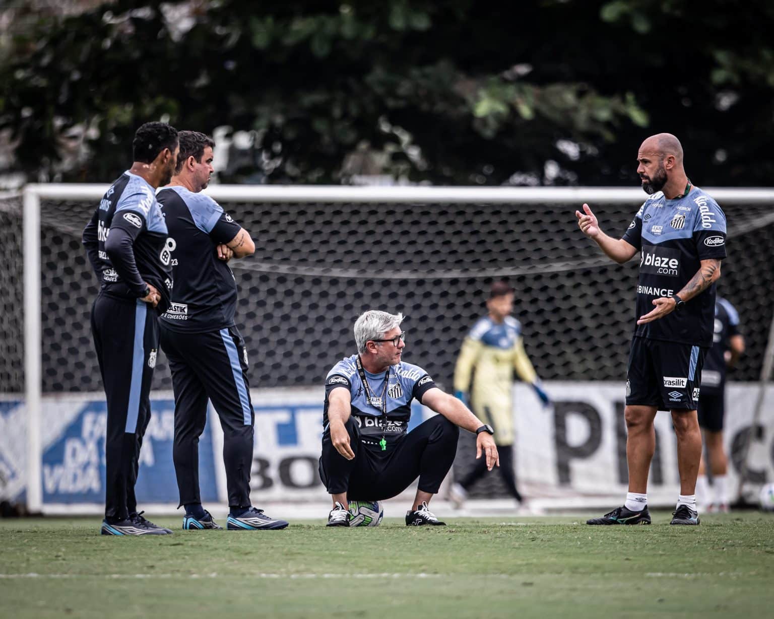 Dodi pede concentra&ccedil;&atilde;o ao Santos contra o Atl&eacute;tico-MG e revela orienta&ccedil;&otilde;es &lsquo;especiais&rsquo; de Odair Hellmann