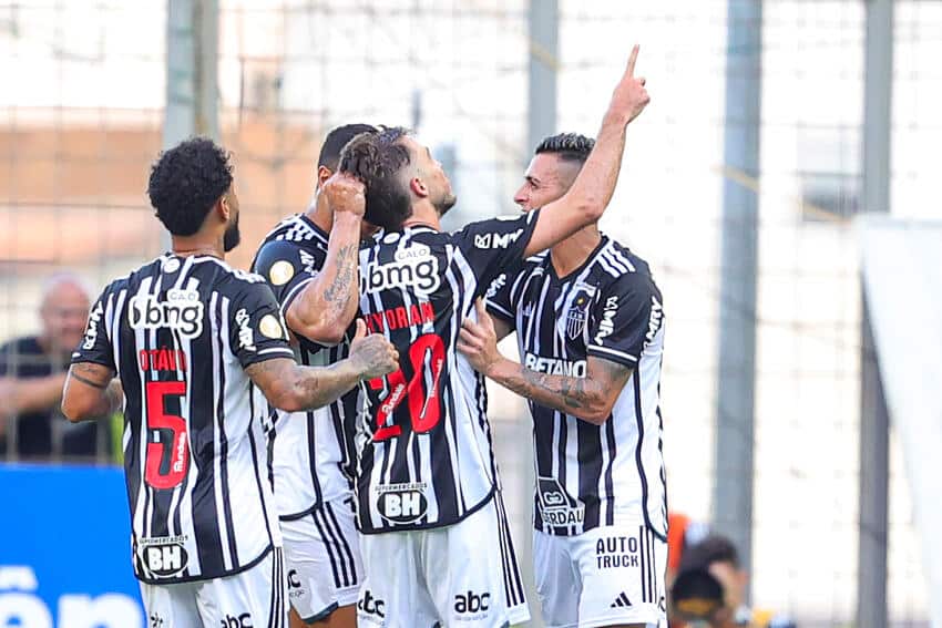 Rodrigo Caetano libera jogador do Atlético-MG a negociar com gigante da Série A