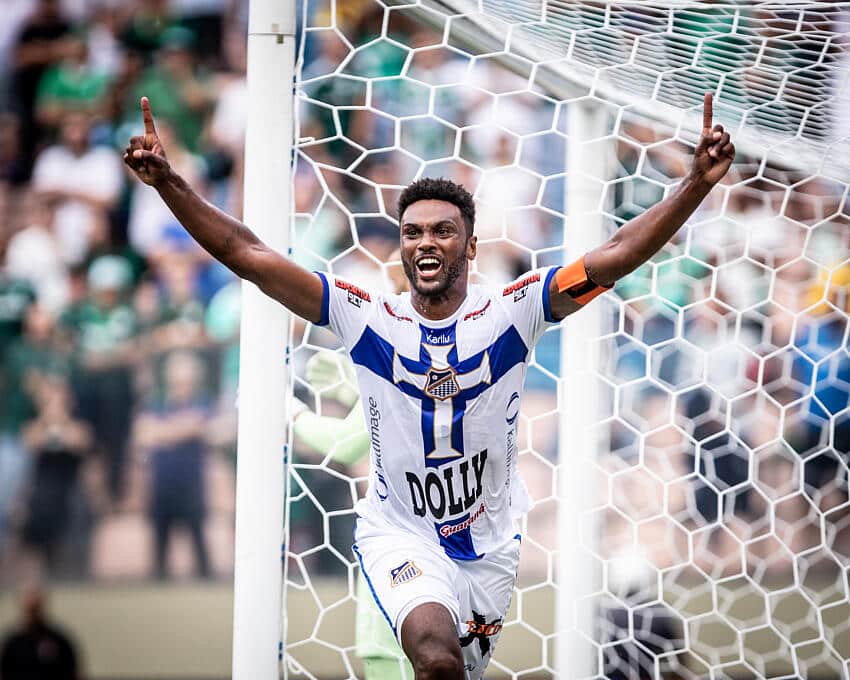 De personagem de novela a destaque na final do Paulist&atilde;o; veja quem &eacute; Bruno Mezenga