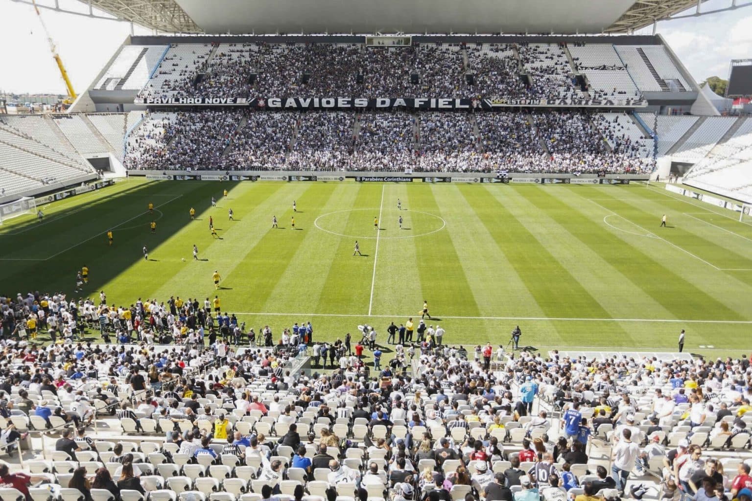 Corinthians desmente encontro com t&eacute;cnico multicampe&atilde;o