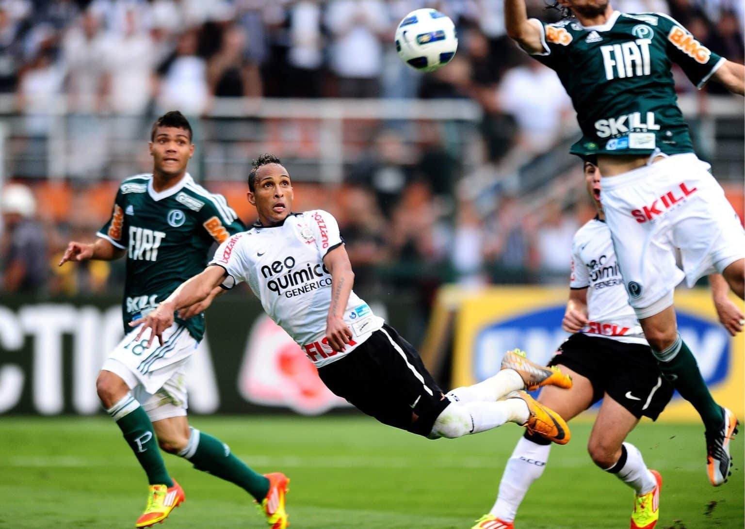 Torcidas de Corinthians e Palmeiras pedem pelo fim da torcida &uacute;nica; entenda