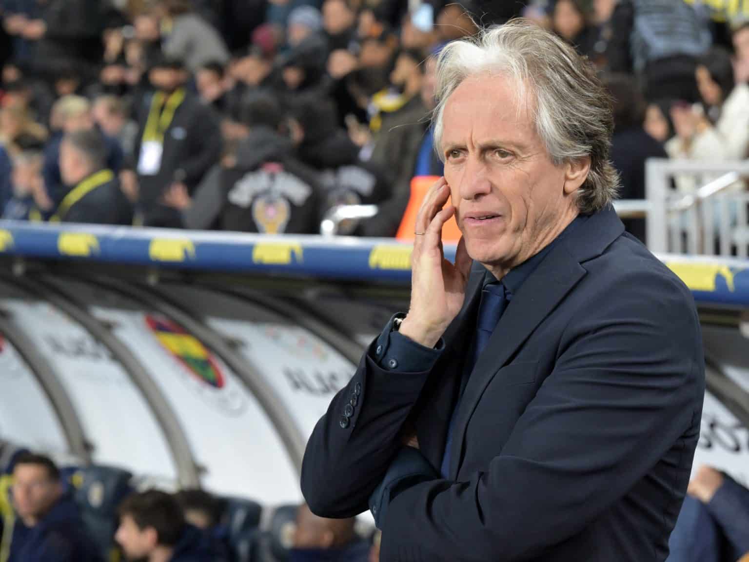 &ldquo;Jorge Jesus seria a salva&ccedil;&atilde;o do Flamengo&rdquo;, aponta campe&atilde;o do mundo com a Sele&ccedil;&atilde;o Brasileira