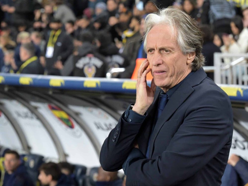 &ldquo;Jorge Jesus seria a salva&ccedil;&atilde;o do Flamengo&rdquo;, aponta campe&atilde;o do mundo com a Sele&ccedil;&atilde;o Brasileira