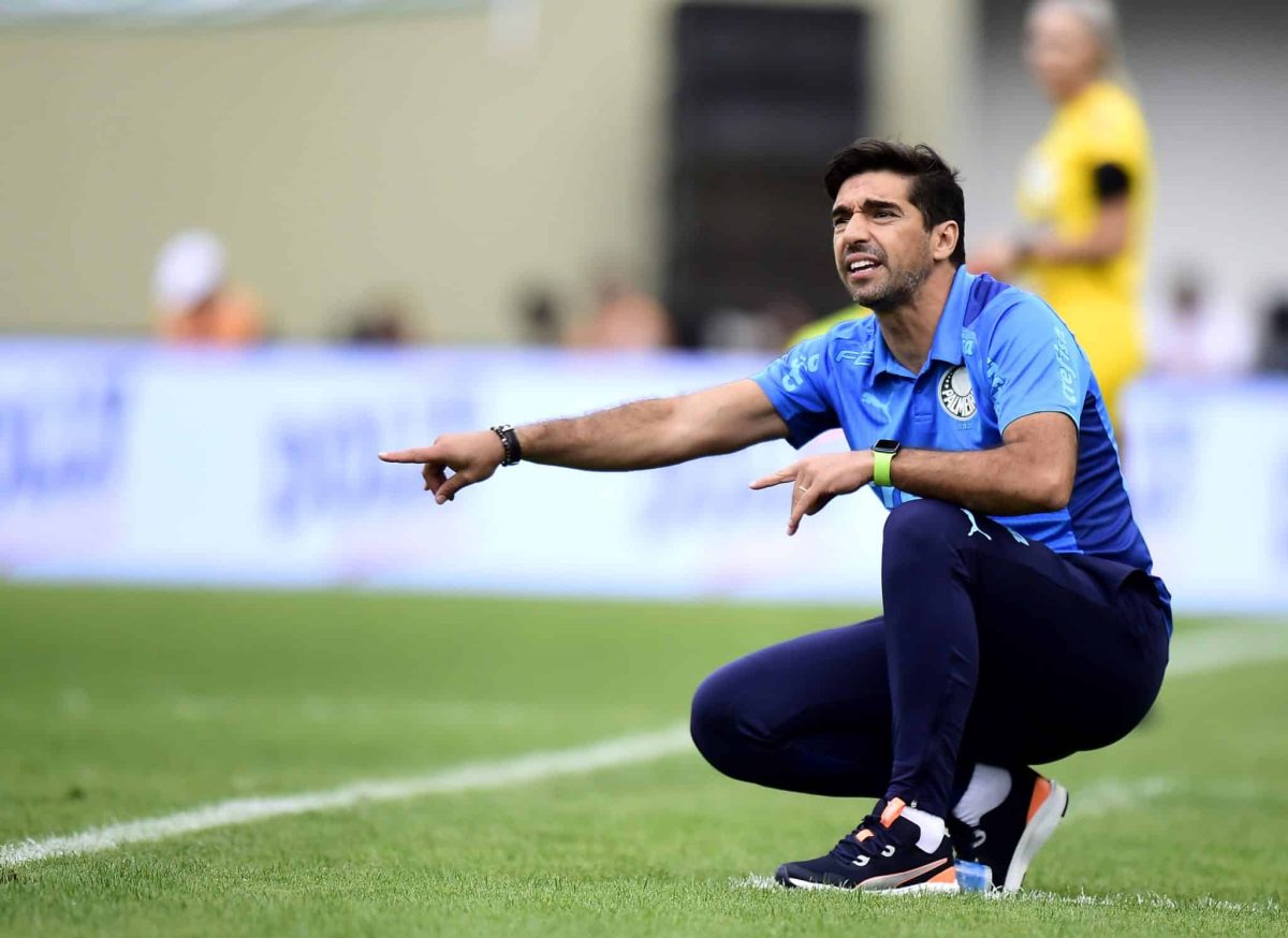 &ldquo;Ou revertemos, ou vamos passar uma grande vergonha: Abel Ferreira rasga o verbo ap&oacute;s derrota do Palmeiras