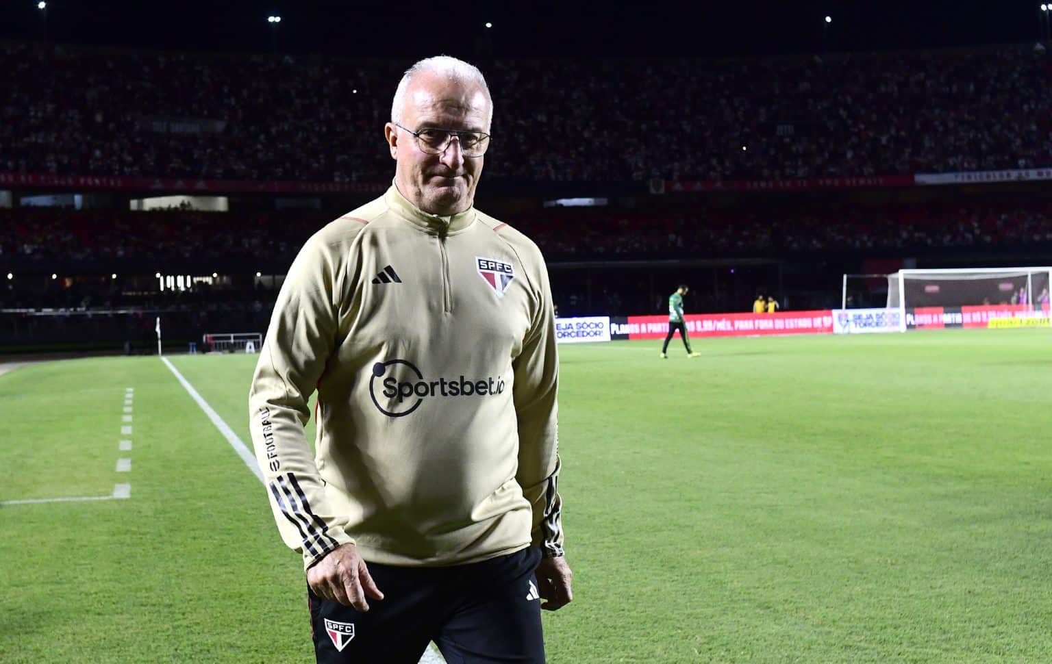 Dorival J&uacute;nior alcan&ccedil;a pelo S&atilde;o Paulo melhor in&iacute;cio de trabalho da carreira; veja n&uacute;meros