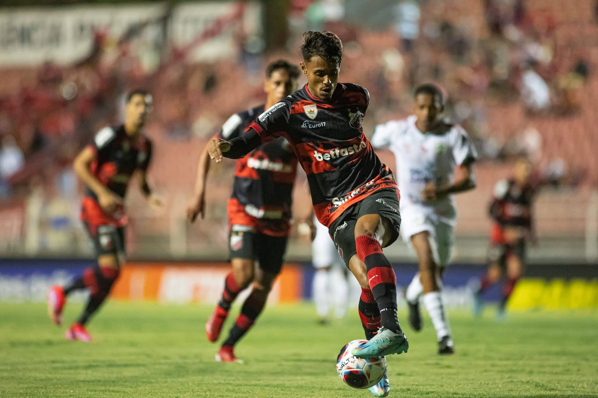 Inter adota 'estratégia especial' para tentar fechar com destaque do Ituano