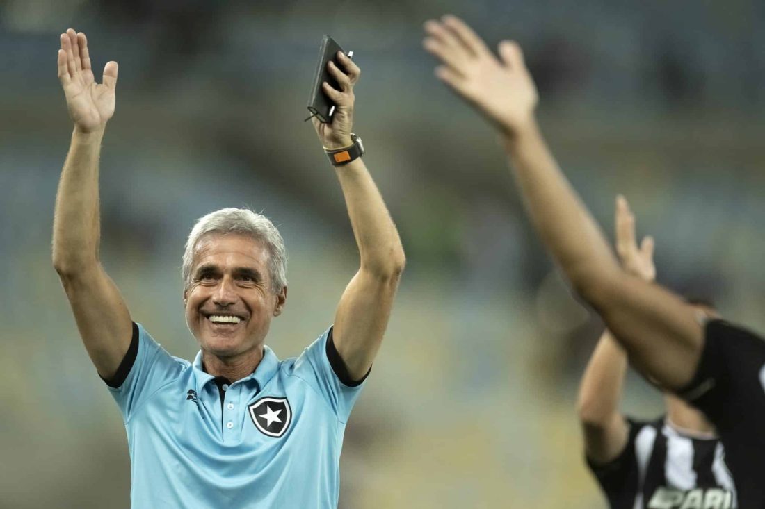 Botafogo fecha contrata&ccedil;&atilde;o de promessa uruguaia; conhe&ccedil;a o jovem atacante