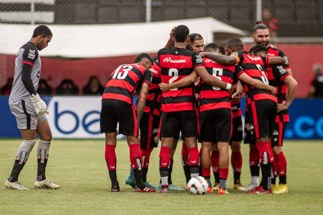 VIRACASACA? Vit&oacute;ria mira contrata&ccedil;&atilde;o de atacante do arquirrival Bahia