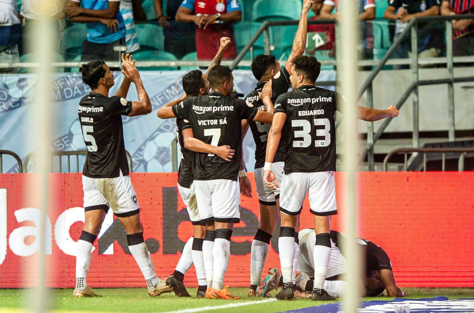 Qual a escala&ccedil;&atilde;o do Botafogo contra o Flamengo?