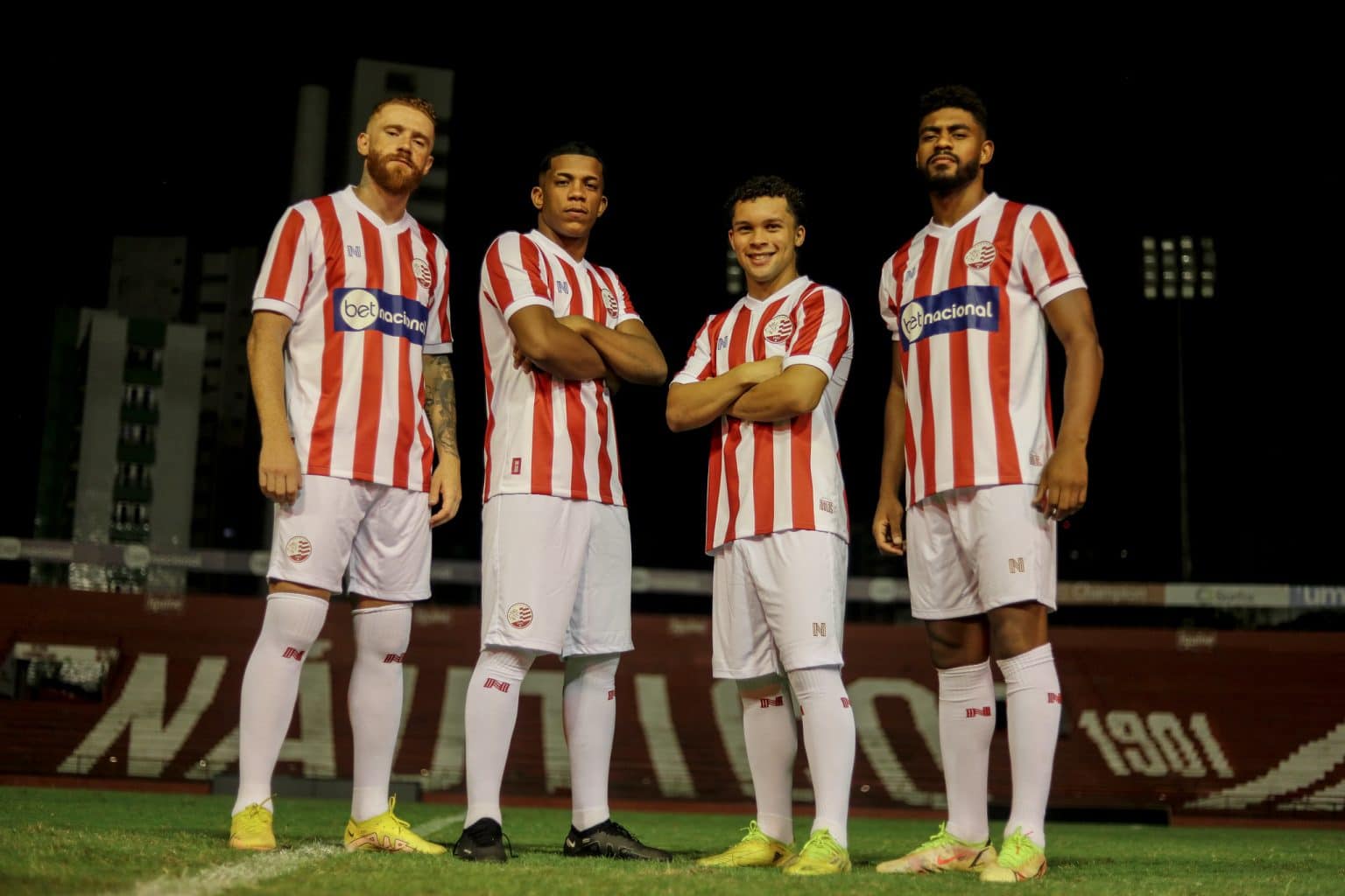 N&aacute;utico negocia contrata&ccedil;&atilde;o de zagueiro campe&atilde;o pelo Gr&ecirc;mio