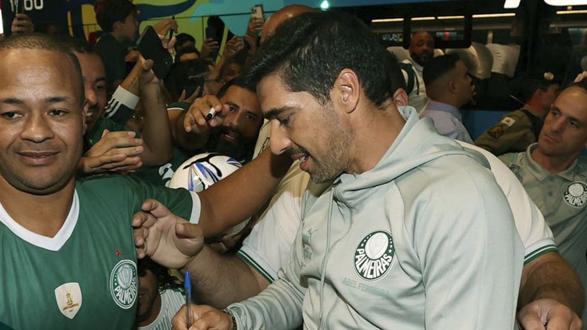 Em coletiva p&oacute;s-jogo, Abel Ferreira responde sobre perman&ecirc;ncia no Palmeiras; confira