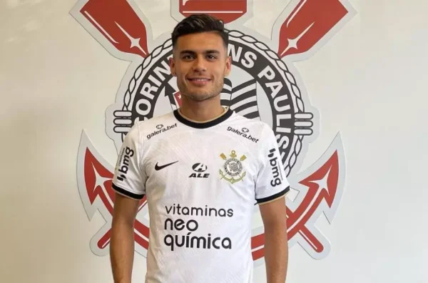 Corinthians pode perder meio-campista titular para o futebol europeu; entenda
