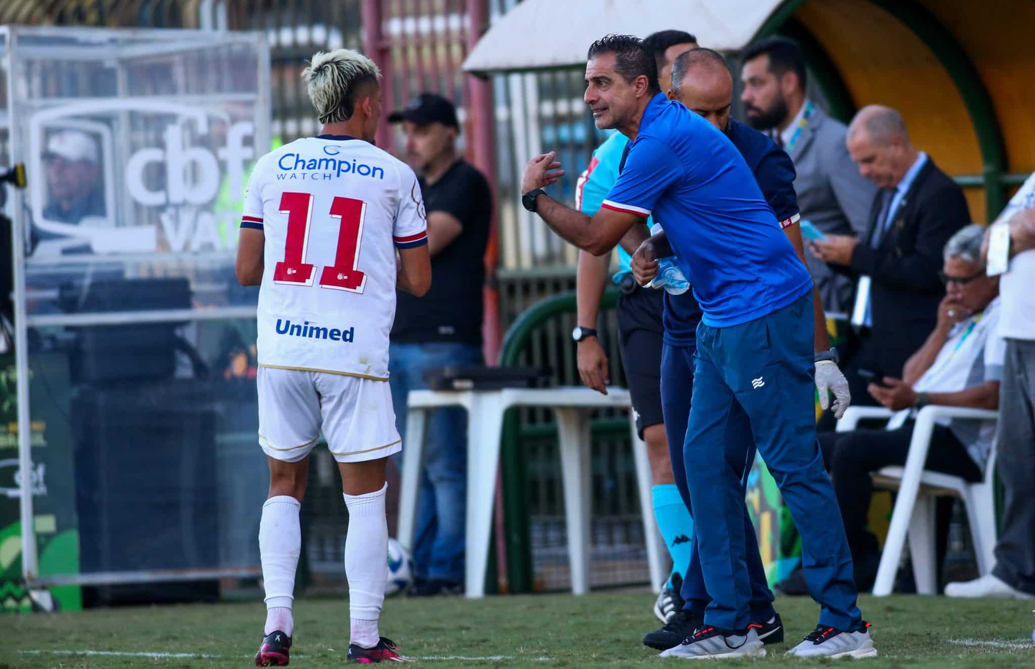 Bahia fecha com atacante do Athletico-PR e chega a 20º reforço em 2023