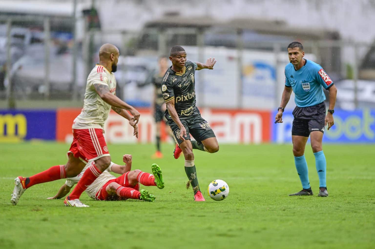 Am&eacute;rica-MG x Internacional: semelhan&ccedil;as e equil&iacute;brio estat&iacute;stico marcam primeiro encontro na Copa do Brasil